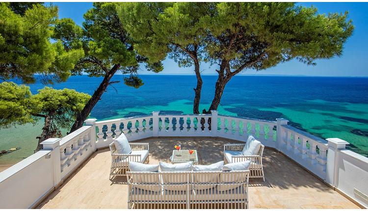 The Danai, Халкидики